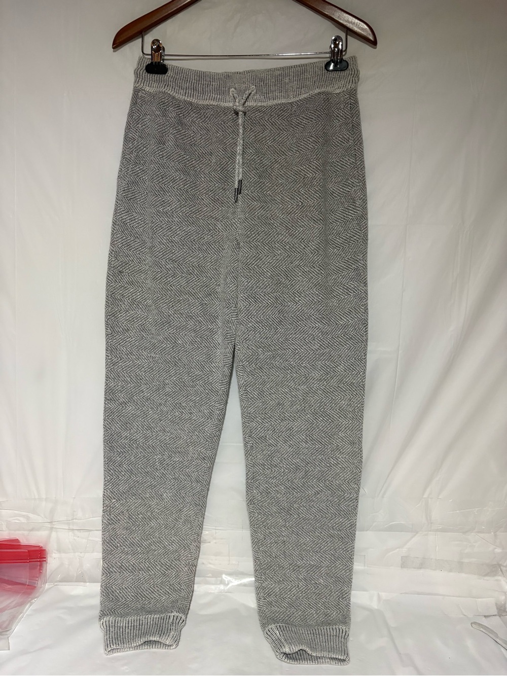 Faherty Light Gray Herringbone Knit Joggers
